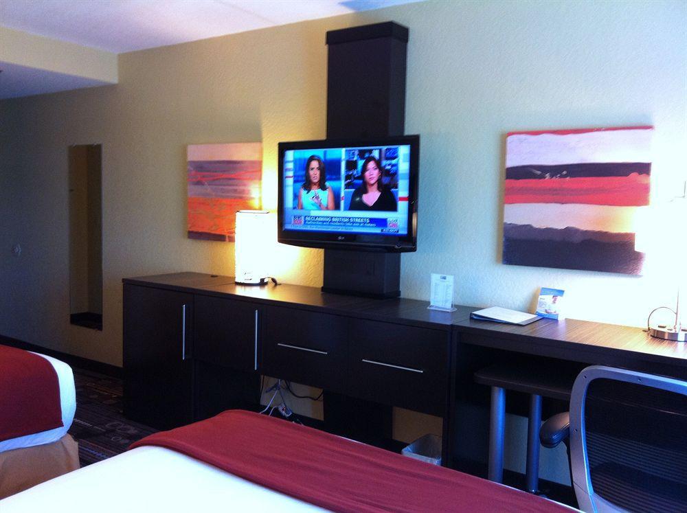 Holiday Inn Express Ft Lauderdale Cruise-Airport By Ihg Форт-Лодердейл Екстер'єр фото